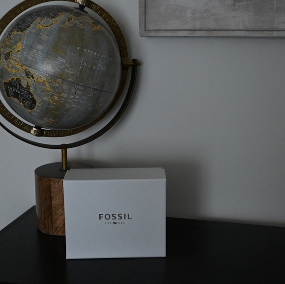 FOSSIL His and Her Stainless Steel Watch Set NWT - Picture 3 of 9